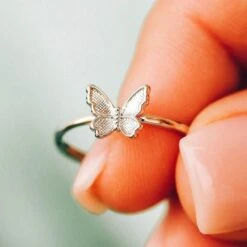 Pura Vida Butterfly In Flight Ring In Silver