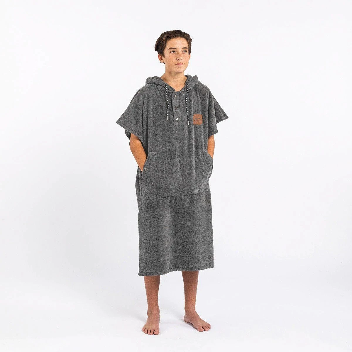 Slowtide The Digs Changing Robe - Grey 5 Slowtide The Digs Changing Robe - Grey - Image 3