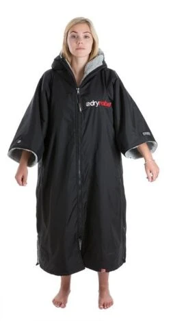 Dryrobe Advance Short Sleeve - Black / Grey - Medium 8 Dryrobe Advance Short Sleeve - Black / Grey - Medium -Cheap Surfboards Store l da bg front 223 1e97c956 a02b 46c3 9591 1fe6abd70863 600x700 1