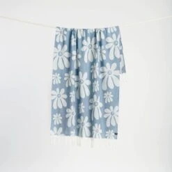 Slowtide Iggy Turkish Towel - Sky Blue 6 Slowtide Iggy Turkish Towel - Sky Blue -Cheap Surfboards Store p c39cba8e 7dfb 4c19 891f 4eacb32d5d3e 900x