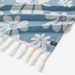 Slowtide Iggy Turkish Towel - Sky Blue 7 Slowtide Iggy Turkish Towel - Sky Blue -Cheap Surfboards Store p db04375f 5144 440d 95e1 fd39f151bfe1 900x