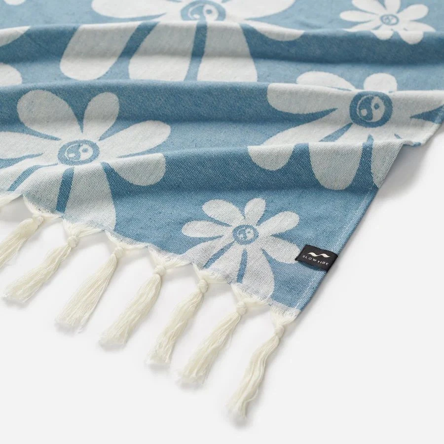 Slowtide Iggy Turkish Towel - Sky Blue 5 Slowtide Iggy Turkish Towel - Sky Blue - Image 3