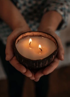 Kukena Festive Waves Coconut Bowl Candle - Brown