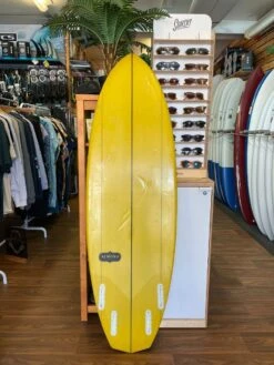Almond Quadkumber 5'8" California Import Surfboard + Fins - Used -Cheap Surfboards Store whatsapp image 2023 06 13 at 13.37.59