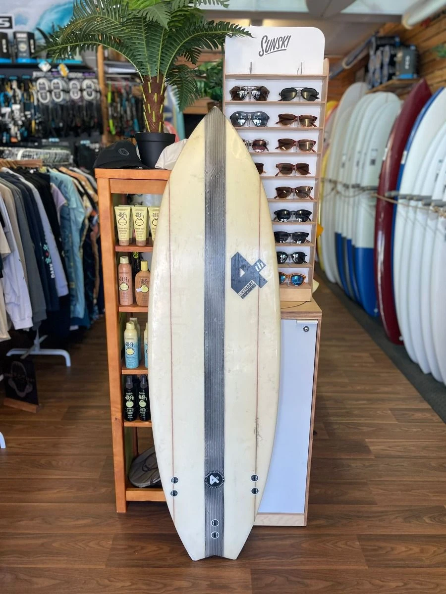 Fourth Flying Sea Badger 5'2" Surfboard + Fins - Used 4 Fourth Flying Sea Badger 5'2" Surfboard + Fins - Used - Image 2